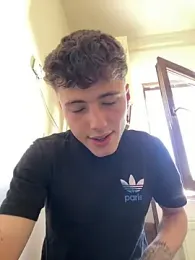 denysio69 — stripchatでウェブカムモデルオンライン