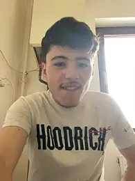 denysio69 — stripchatでウェブカムモデルオンライン