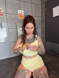 TattooGirlAlia — stripchatでウェブカムモデルオンライン