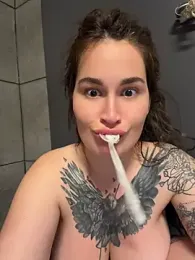 TattooGirlAlia — stripchatでウェブカムモデルオンライン