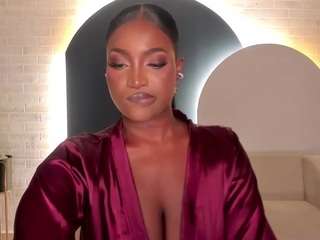 savannahstorm — Camsoda stream photo (May 2026)