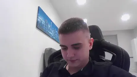 WARDEN_w — Stripchat stream photo (Apr 2026)