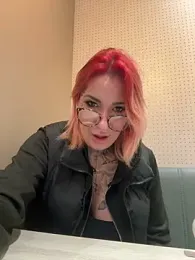 Mia-Fuchs — Stripchat stream photo (Jul 2025)