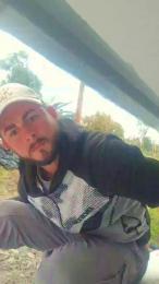 Realluis — cam4でウェブカムモデルオンライン