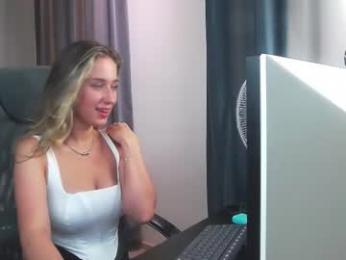 high__school__project — Chaturbate stream photo (Jul 2023)