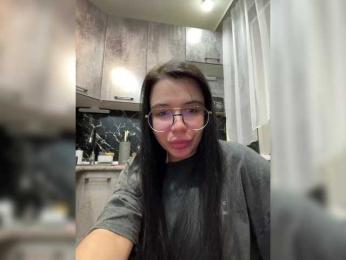 MagicMelody — bongacamsでウェブカムモデルオンライン