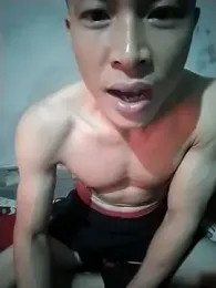 BigShot-Boy — stripchatでウェブカムモデルオンライン