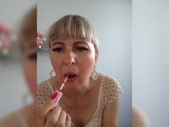 Lady_in_Red — bongacams