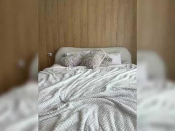 bmw_m8 — Bongacams stream photo (Mar 2026)