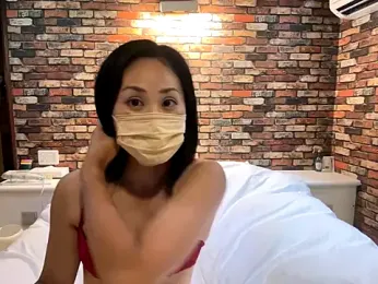 mako-mako33 — Stripchat stream photo (Jun 2024)