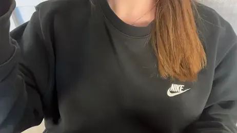 Lucyschickt — Stripchat stream photo (Jun 2026)