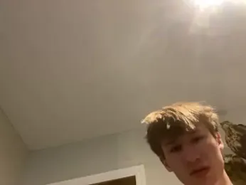 yourwhiteboy1 — Stripchat stream photo (Mar 2026)