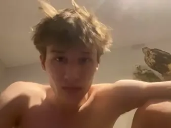 yourwhiteboy1 — Stripchat profile photo