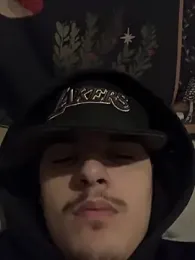 CarmeloA — stripchatでウェブカムモデルオンライン