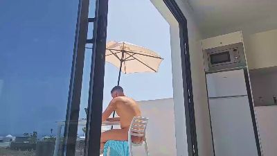 _BruceStrong_ — Cam4 stream photo (Apr 2026)