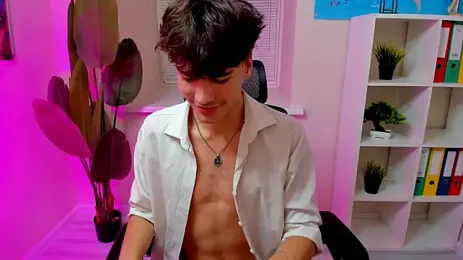 Kamal_Kramer — stripchatでウェブカムモデルオンライン