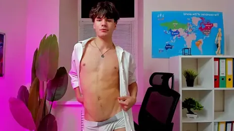 Kamal_Kramer — stripchatでウェブカムモデルオンライン