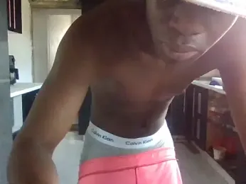 roro_thehoe — Stripchat stream photo (Feb 2026)