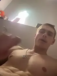 DaddySevenS — stripchatでウェブカムモデルオンライン