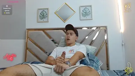 oliver___saint — Stripchat stream photo (Apr 2026)