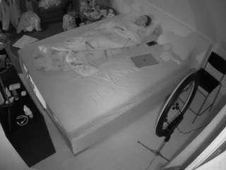 voyeurcam-julmodels-whitebed-2 — Camsoda stream photo (Mar 2026)