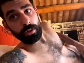 jonnibravo1597 — chaturbateでウェブカムモデルオンライン