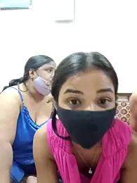 HoneyHush — Stripchat stream photo (Apr 2026)