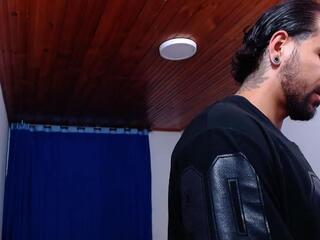 Chris Evanss — flirt4free