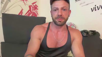 Daniyellow69 — Cam4 stream photo (Aug 2026)