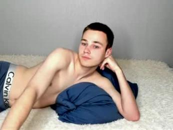 robert10211 — Chaturbate stream photo (Jun 2026)