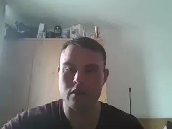 hotshot5395 — Stripchat stream photo (Jul 2025)