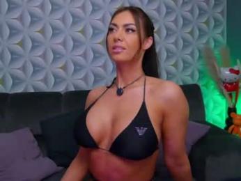 mina_babe1 — Chaturbate stream photo (Jun 2026)