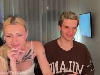 twl8vibe — chaturbateでウェブカムモデルオンライン