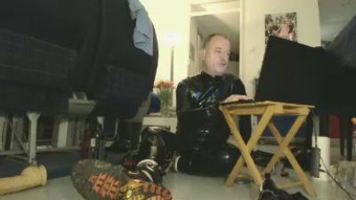 sneakpig — cam4でウェブカムモデルオンライン