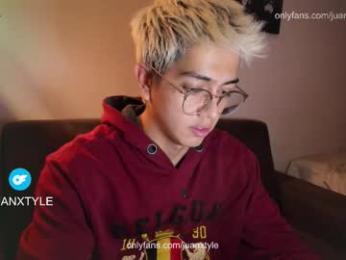 juancamroom — Chaturbate stream photo (Mar 2026)