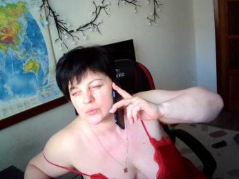 -alenyshka- — Bongacams stream photo (Apr 2026)