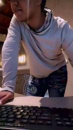 Aleclig — cam4でウェブカムモデルオンライン