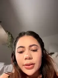 Aryrosee — stripchatでウェブカムモデルオンライン