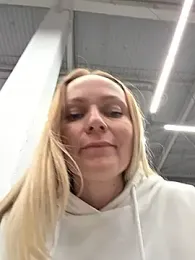 Bondgirl_013 — Stripchat stream photo (May 2026)