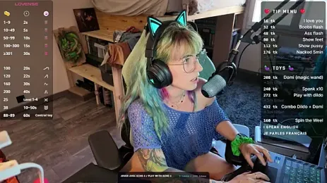 Lovilyn24 — Stripchat stream photo (Sep 2026)