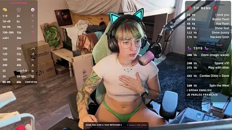 Lovilyn24 — Stripchat stream photo (Sep 2026)
