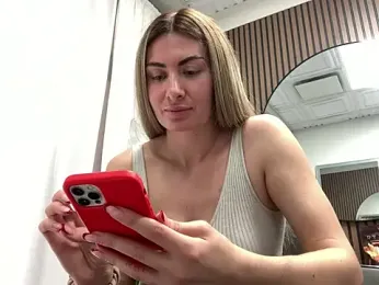 Alyssa_rhoades — stripchatでウェブカムモデルオンライン