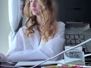 rebbecabezak — Camsoda stream photo (Aug 2026)