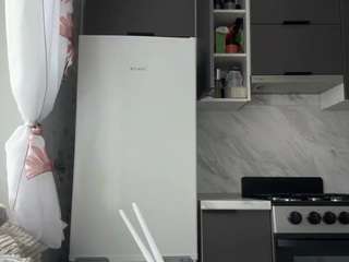 rebbecabezak — Camsoda stream photo (Aug 2026)