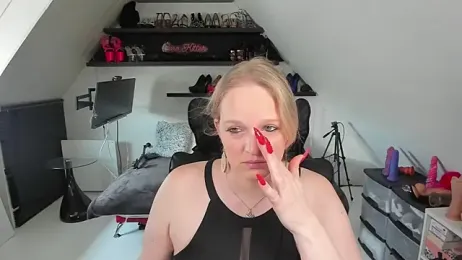 caro_kitten — stripchat