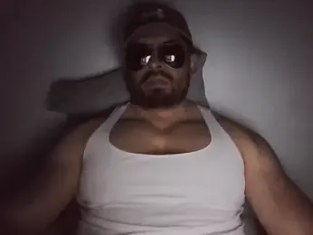 marcus002001 — Stripchat stream photo (Mar 2026)