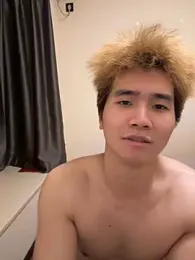 Juhone — Stripchat stream photo (Apr 2026)