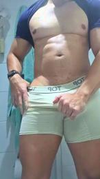 fitmaxxx — Cam4 stream photo (Aug 2026)