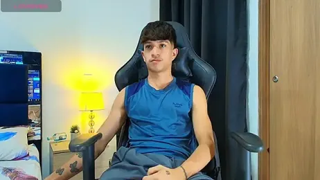 _CamiloBass — stripchatでウェブカムモデルオンライン