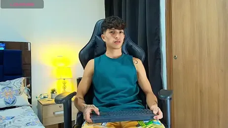 _CamiloBass — Stripchat stream photo (Apr 2026)